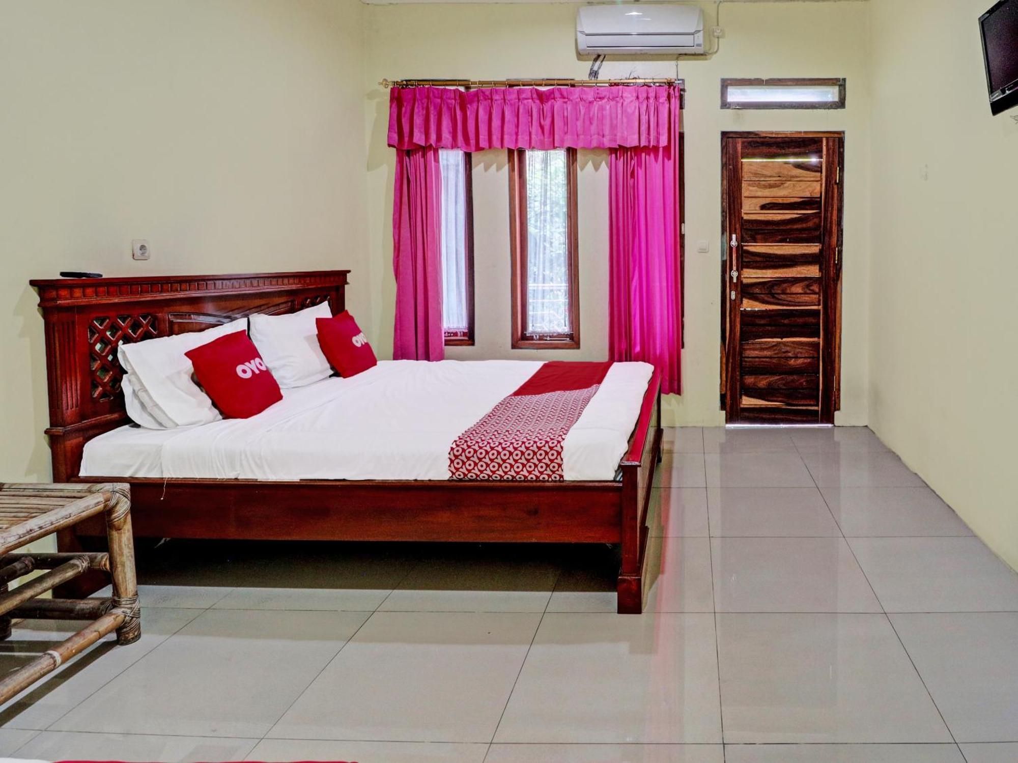 Spot On 812 Hotel Tirta Bahari Batukaras Exterior foto